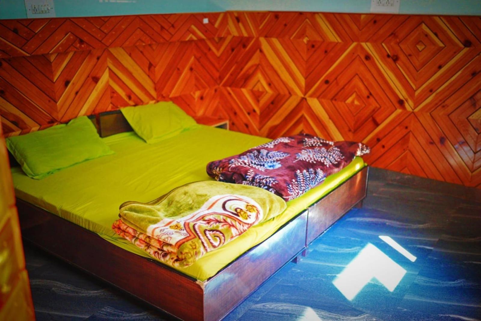 Chalo Chhalal Hotel & Cafe Kasol Exterior foto