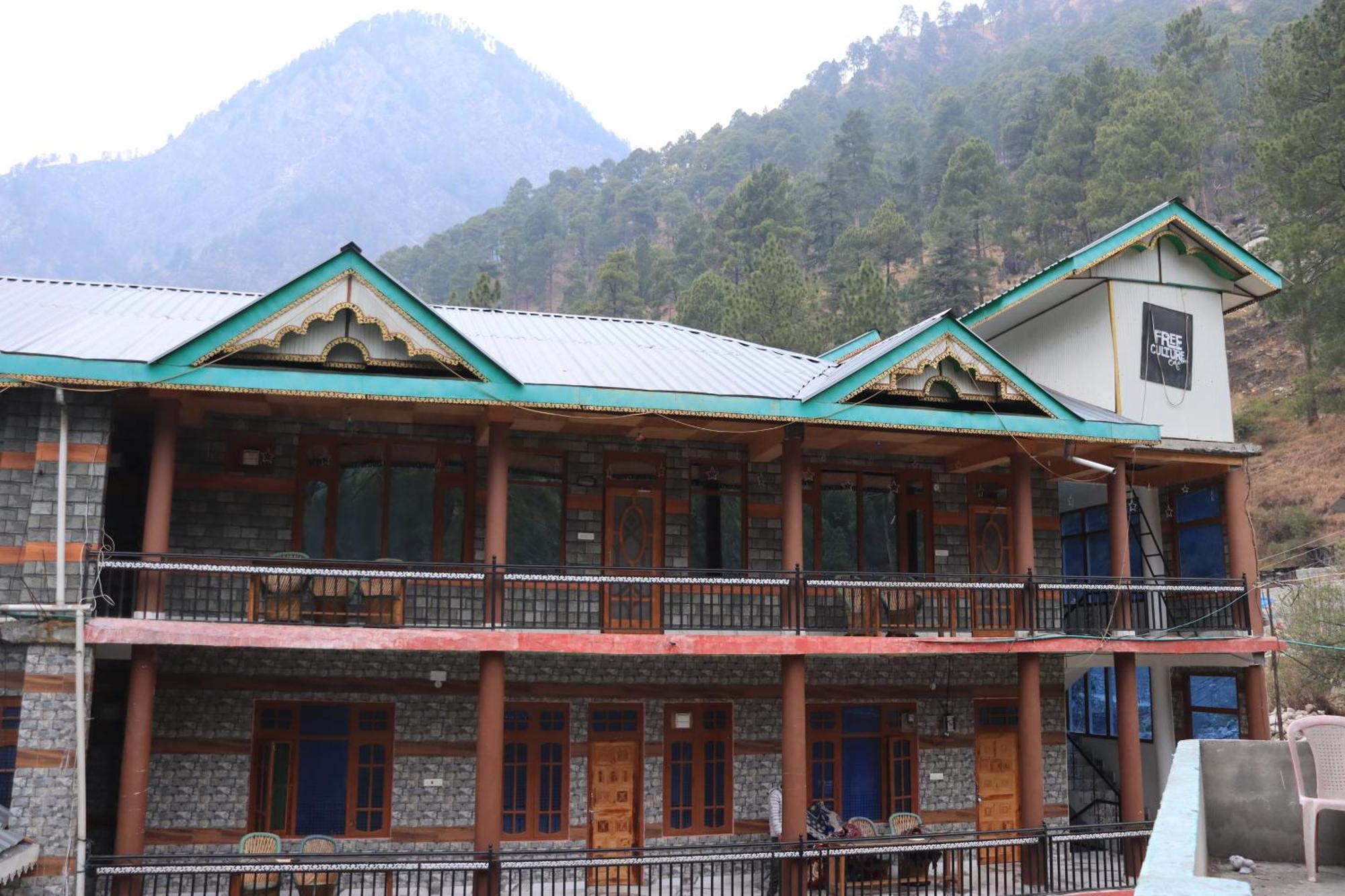 Chalo Chhalal Hotel & Cafe Kasol Exterior foto