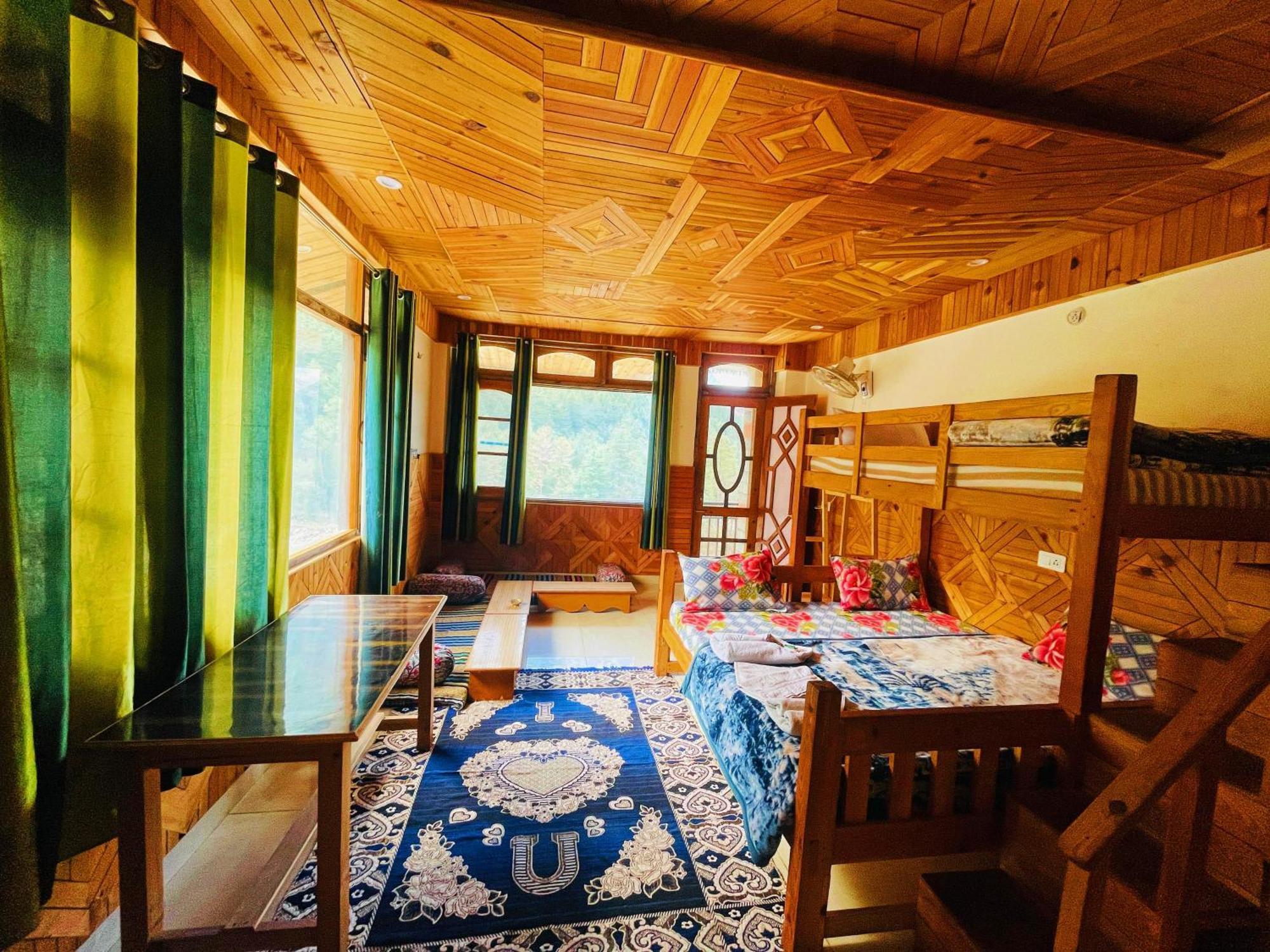 Chalo Chhalal Hotel & Cafe Kasol Exterior foto
